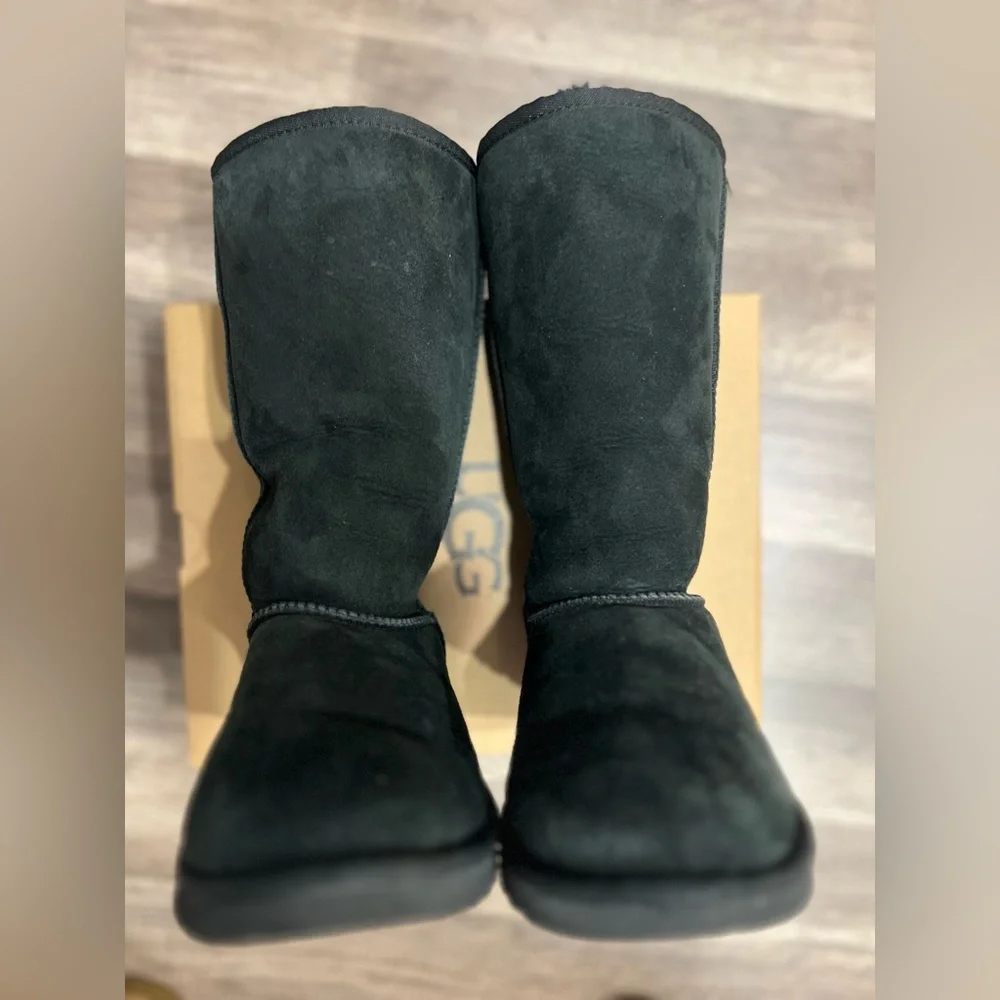 Ugg Black Tall Black Shearling Boots Bigs Kids Girl EUC